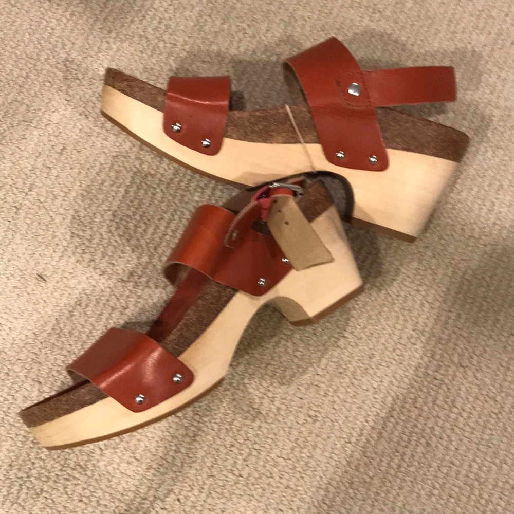 Anthropologie clunk heels! NEWWWW
